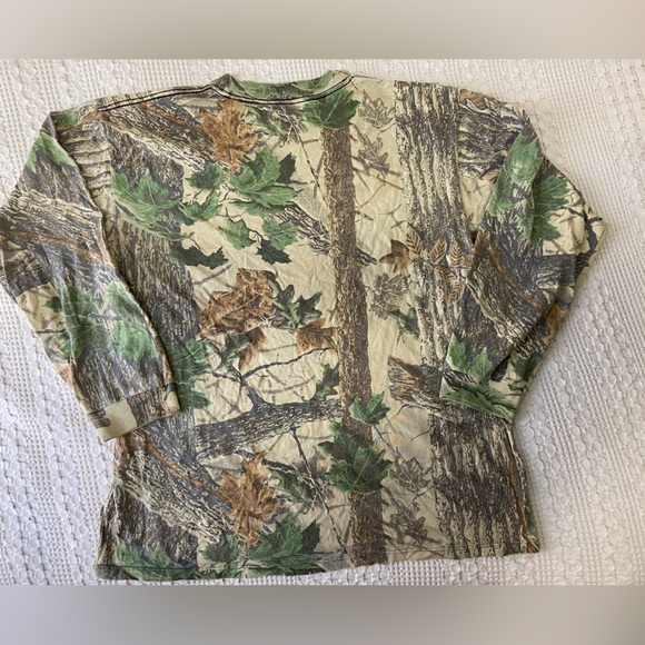 Vintage Realtree Camo Long Sleeve - Picture 3 of 6